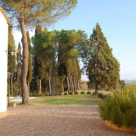 Sleeps 14 With Pool And Wifi