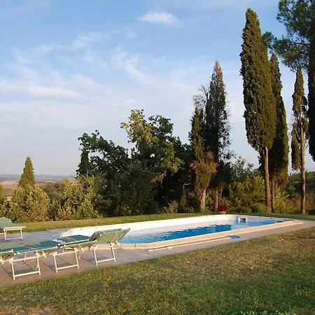 Villa Sleeps 14 With Pool And Wifi