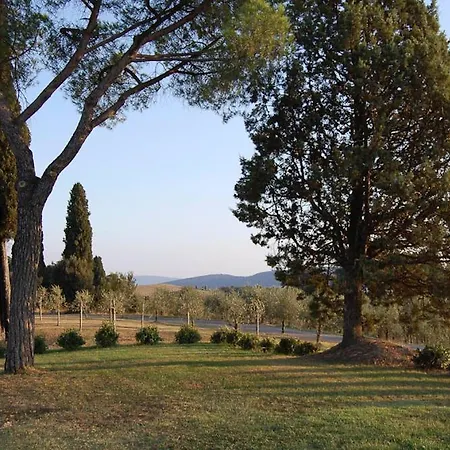 Sleeps 14 With Pool And Wifi
