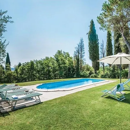 Sleeps 14 With Pool And Wifi Sovignano